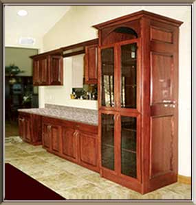 Butler's Pantry Bar Cabinetry